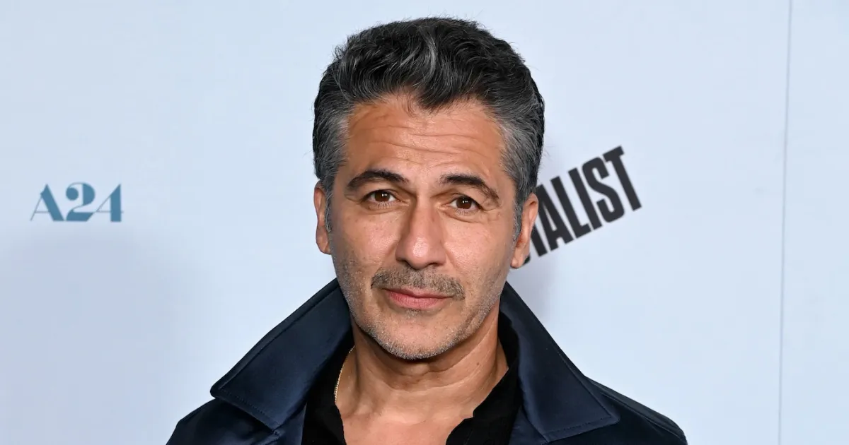 Armin Amiri Recalls Smoking with Bush Twins, Asking for Green Card in Surreal Encounter