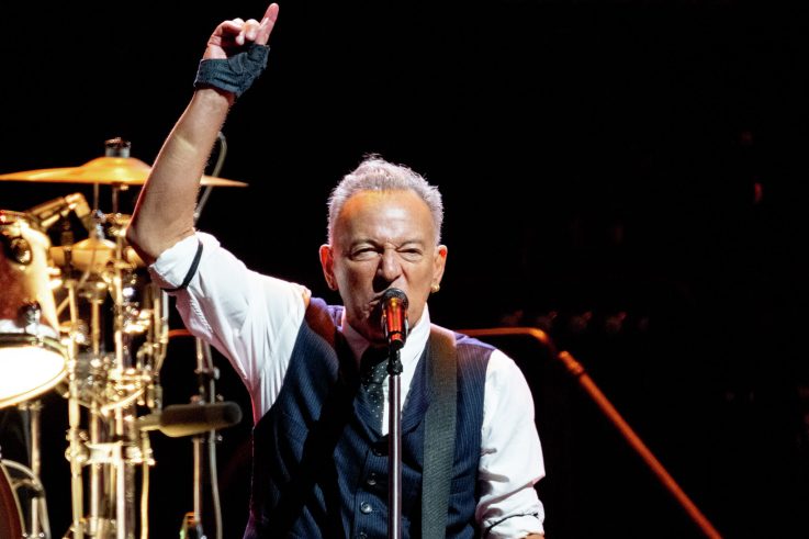 Bruce Springsteen Condemns Trump and Authoritarianism in Fiery Manchester Concert Speech