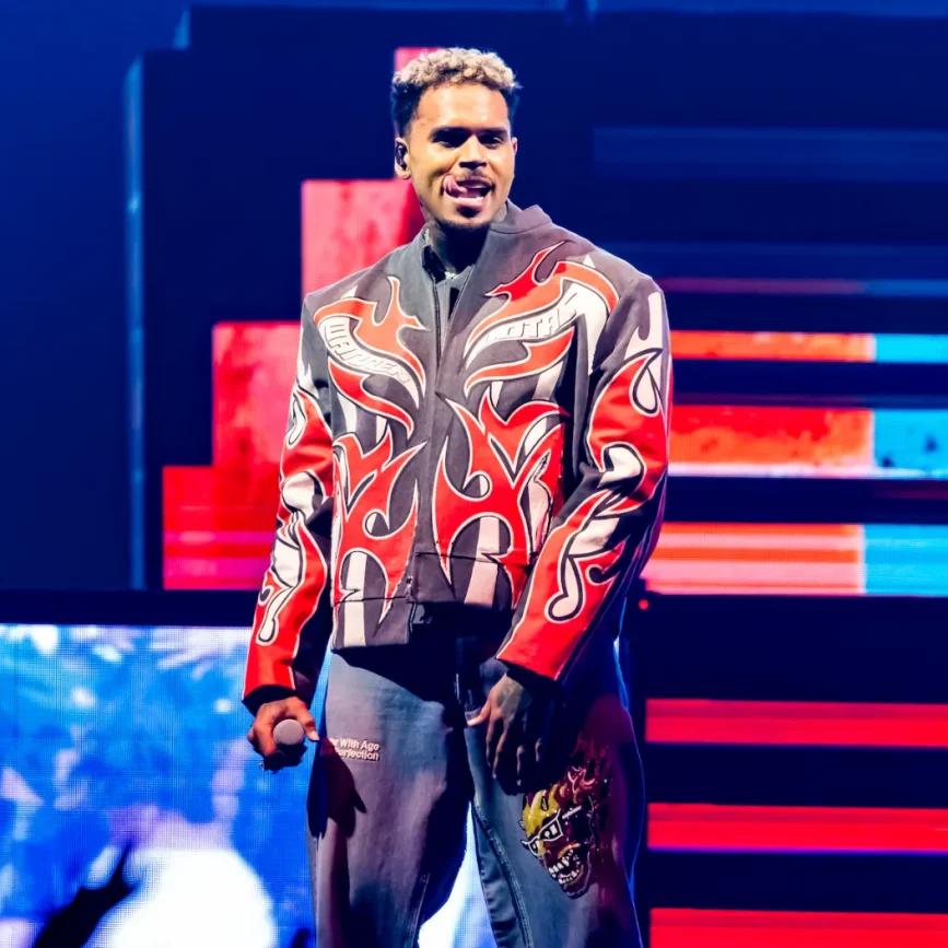 Chris Brown Silent as Legal Team Fails to Respond Amid Ongoing Criminal Case in UK