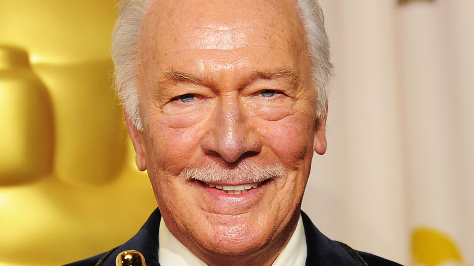 Dick Van Dyke Mourns Ed Asner, Recalls Scrapped ‘Odd Couple’ Revival Plans