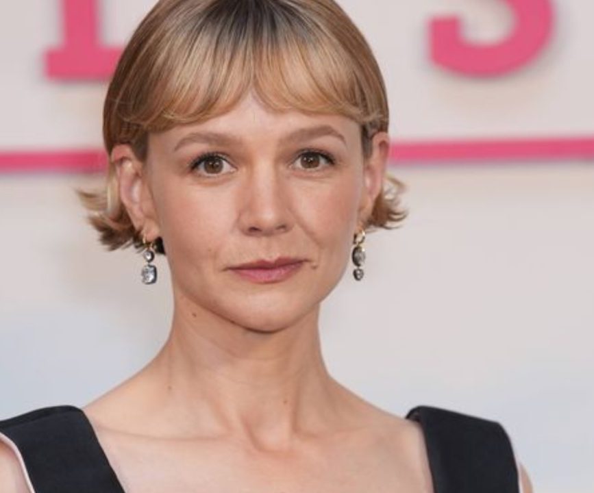 Freezing Summer Warmth as Carey Mulligan and Cast Bring Heart to The Ballad of Wallis Island