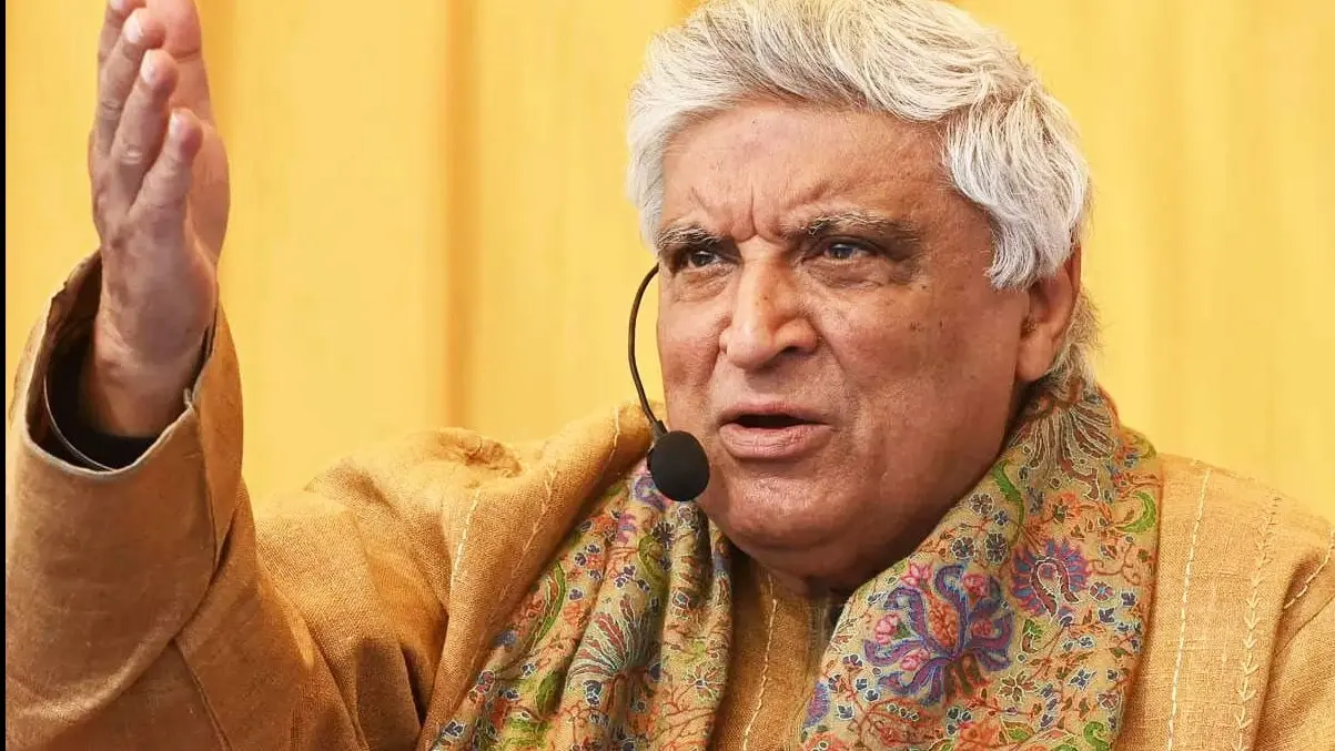 Javed Akhtar Sparks Uproar with Anti-Pakistan Remark, Faces Backlash Over Contradictory Cultural Stance