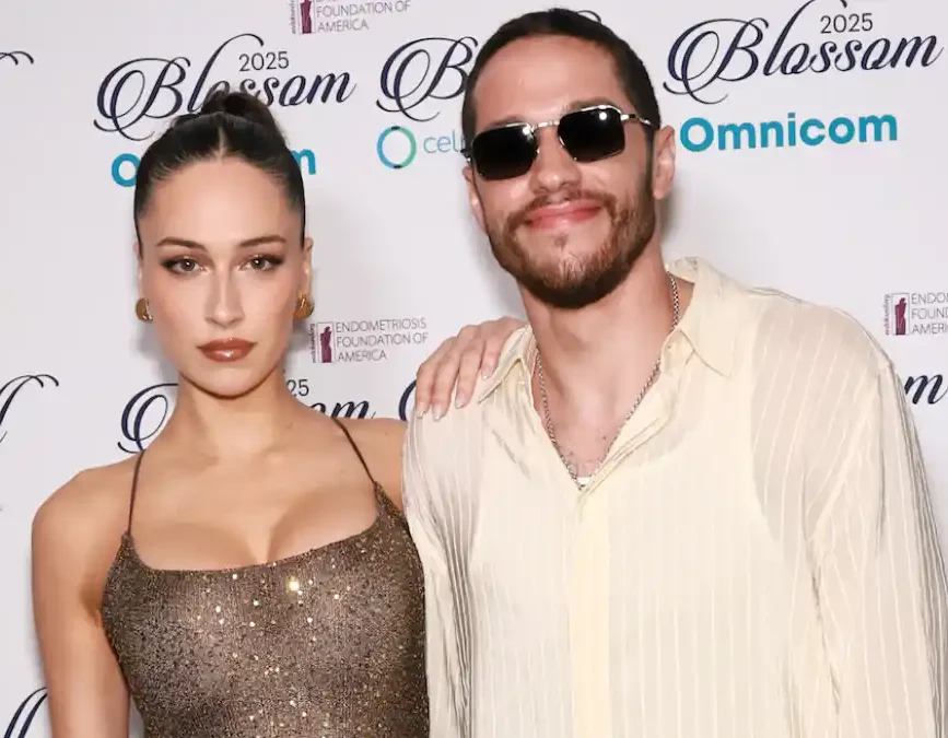 Pete Davidson and Elsie Hewitt Make Glamorous Red Carpet Debut, Signaling a Serious Turn in Their Romance