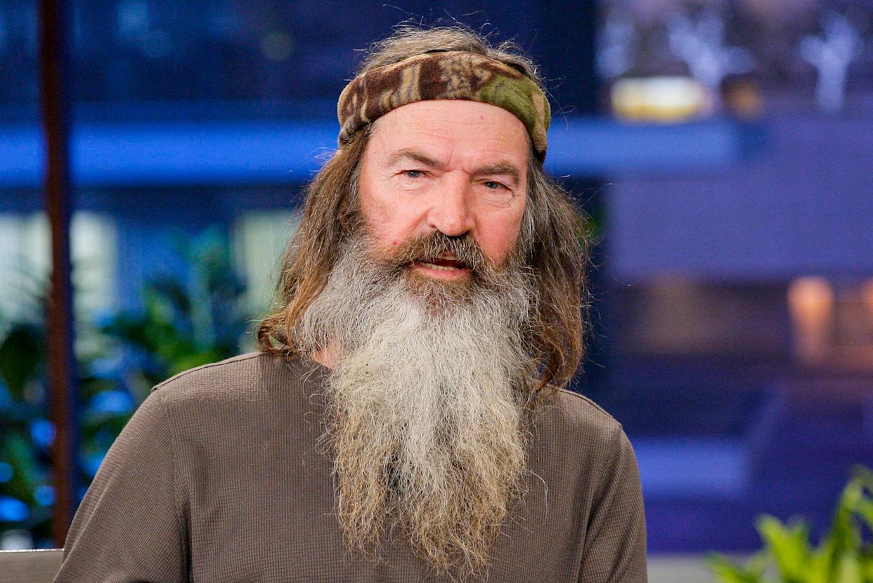 Phil Robertson, 'Duck Dynasty' Patriarch and Duck Commander Founder, Dies at 79 After Alzheimer’s Battle