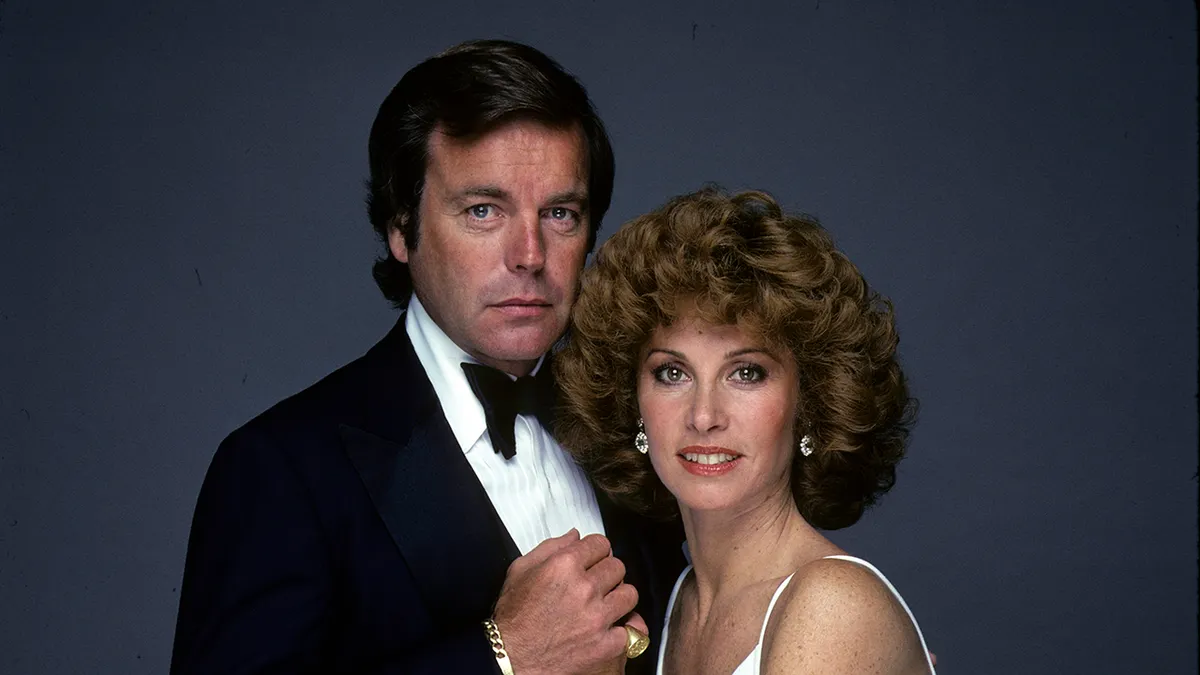 Robert Wagner and Jill St. John Celebrate 35 Years of Love, Resilience, and Hollywood History