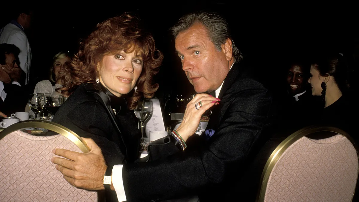 Robert Wagner and Jill St. John Celebrate 35 Years of Love, Resilience, and Hollywood History