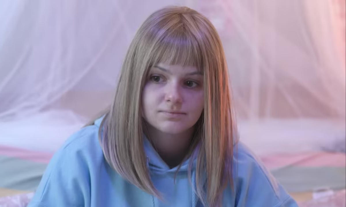 Ariel Winter Poses as 12-Year-Old in Sting Operation to Help Catch Online Child Predators