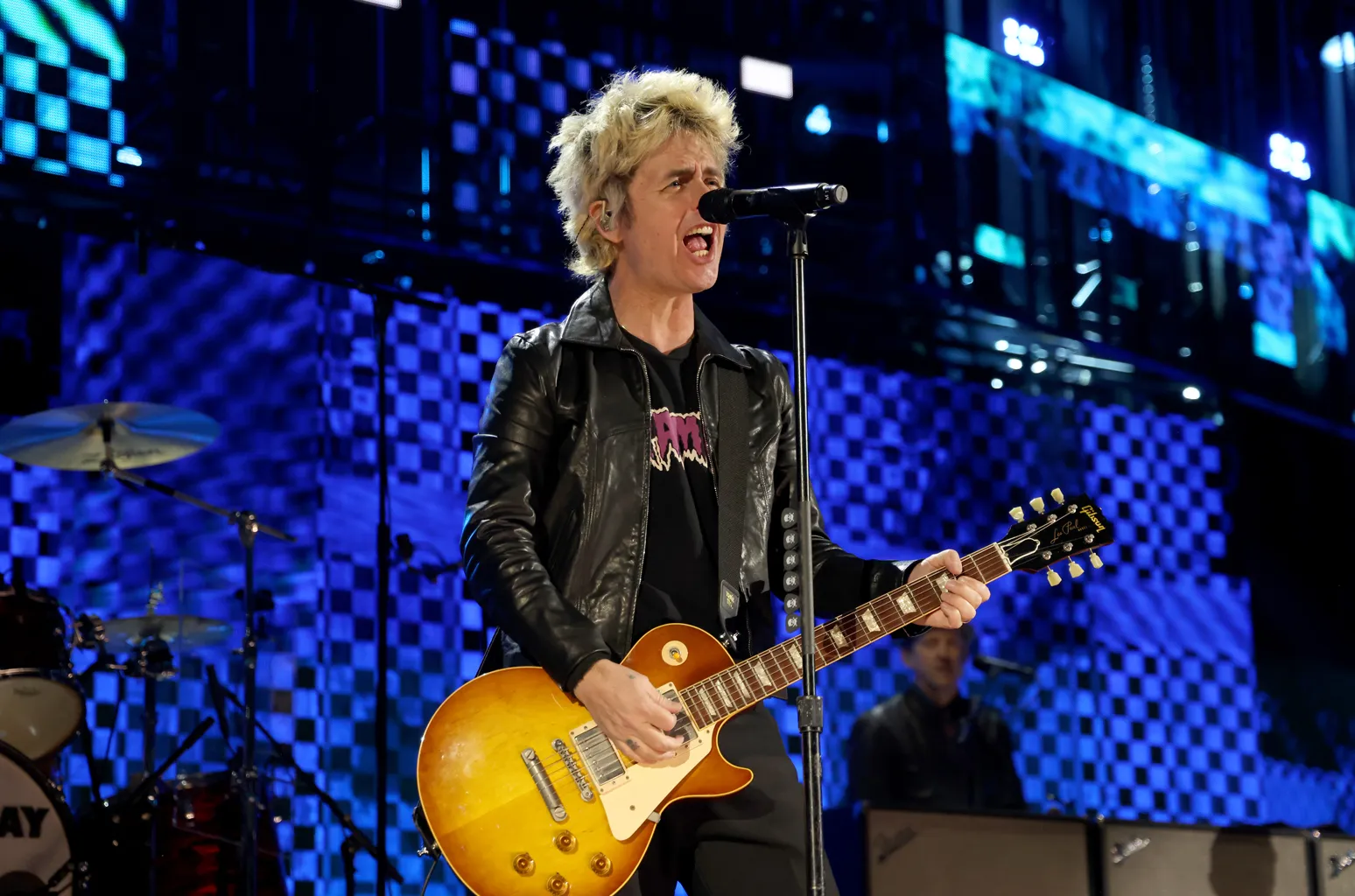 Billie Joe Armstrong Backs L.A. ICE Protestors, Sparking Heated Debate Among Fans