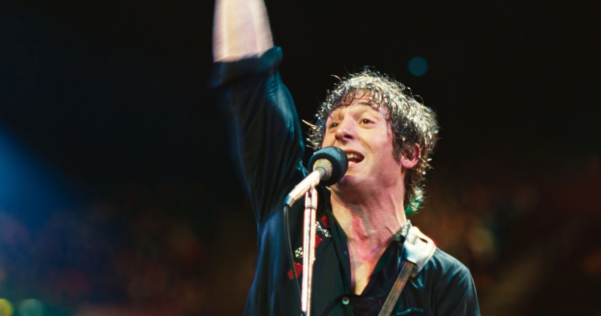 Jeremy Allen White Channels Springsteen’s Soul in Biopic About the Making of Nebras