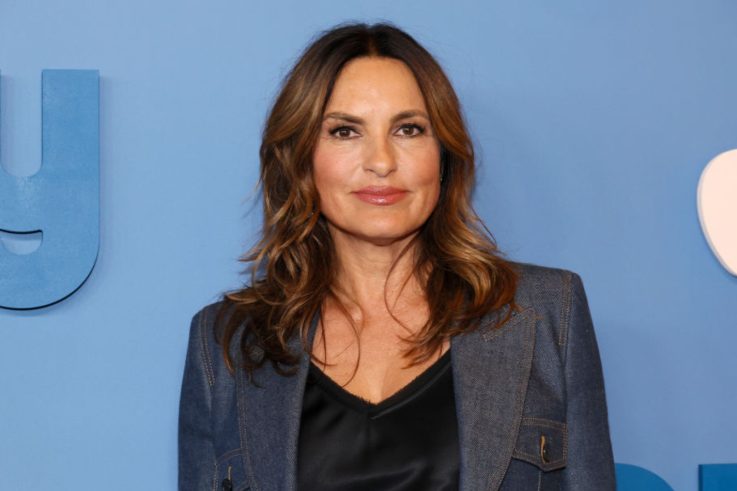 Mariska Hargitay Reclaims Jayne Mansfield’s Piano in Emotional Tribute Documentary