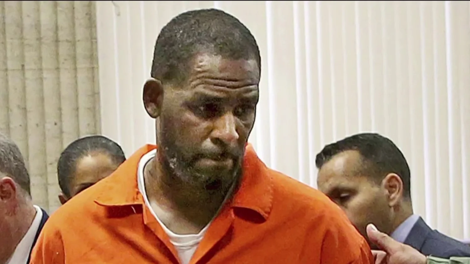 R. Kelly Overdosed in Solitary After Being Denied Surgery for Blood Clots