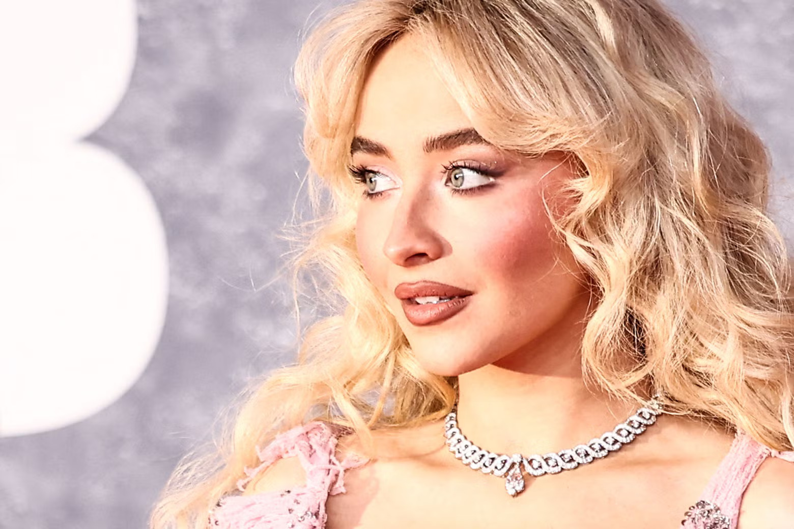 Sabrina Carpenter Turns Album Backlash Into Buzz as Pop Rebellion Powers Her Rise