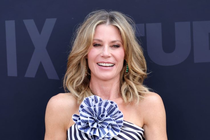 Julie Bowen Reveals She’s Lived with a Pacemaker Since Age 29 After Sister Detected Heart Condition