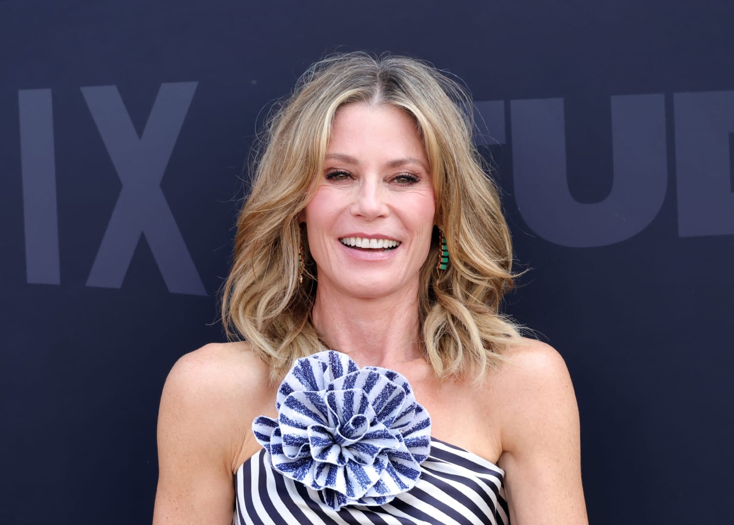 Julie Bowen Reveals She’s Lived with a Pacemaker Since Age 29 After Sister Detected Heart Condition